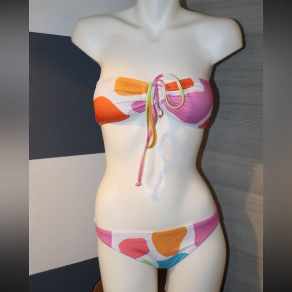 Bikini Set - Picture 4 of 6